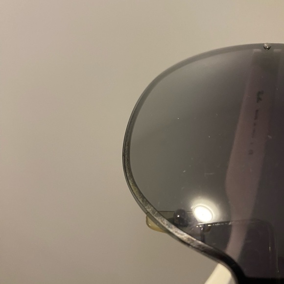 Ray-Ban Women’s Y2K Wraparound Sunglasses White/Grey - Picture 7 of 7